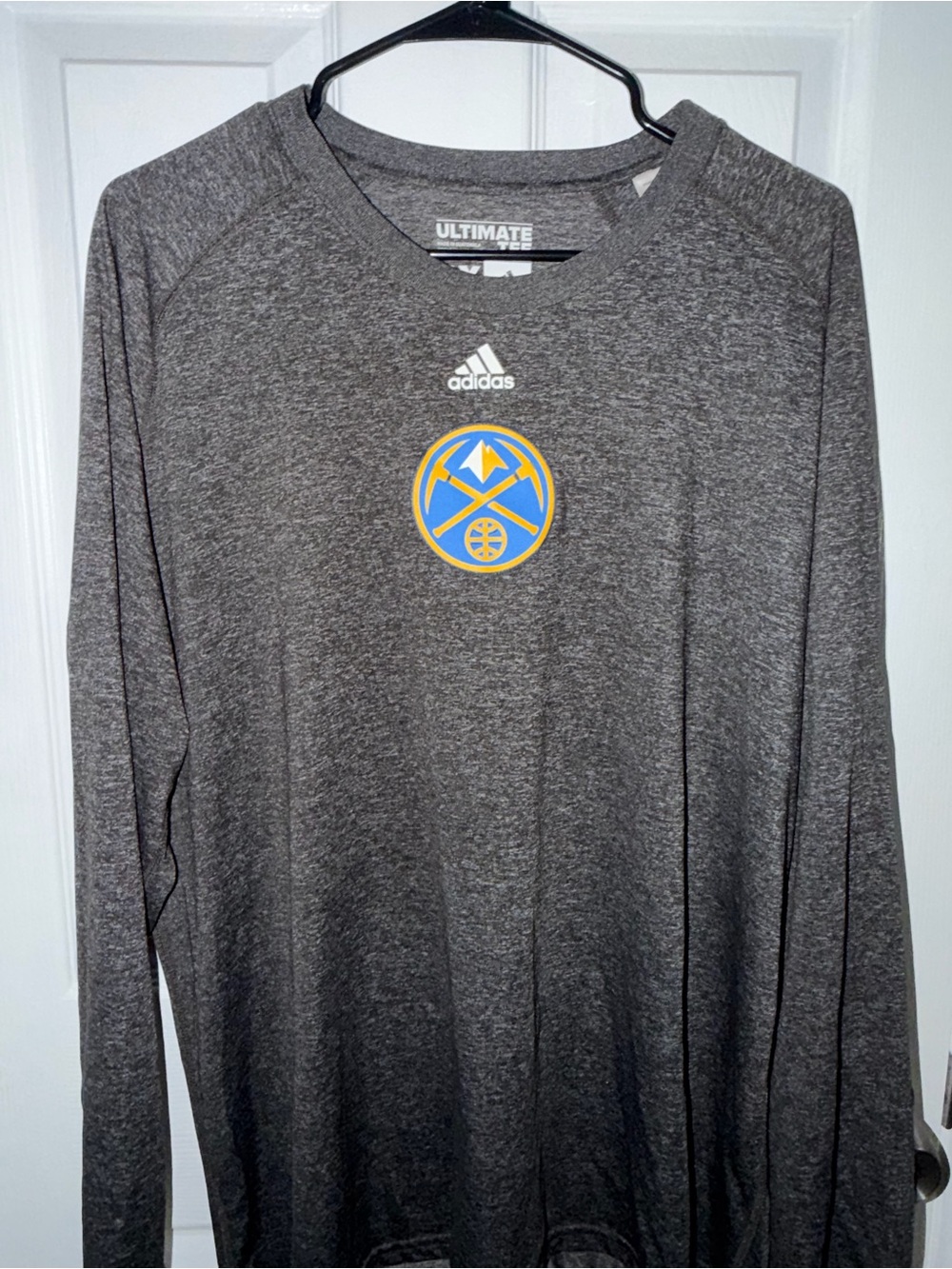 adidas Gray Long-Sleeve Denver Nuggets Performance Shirt